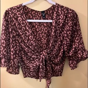 Wrap in the front blouse